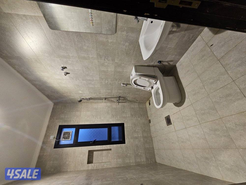 للايجار شقه ارضيه مساحات كبيره ابوفطيره6