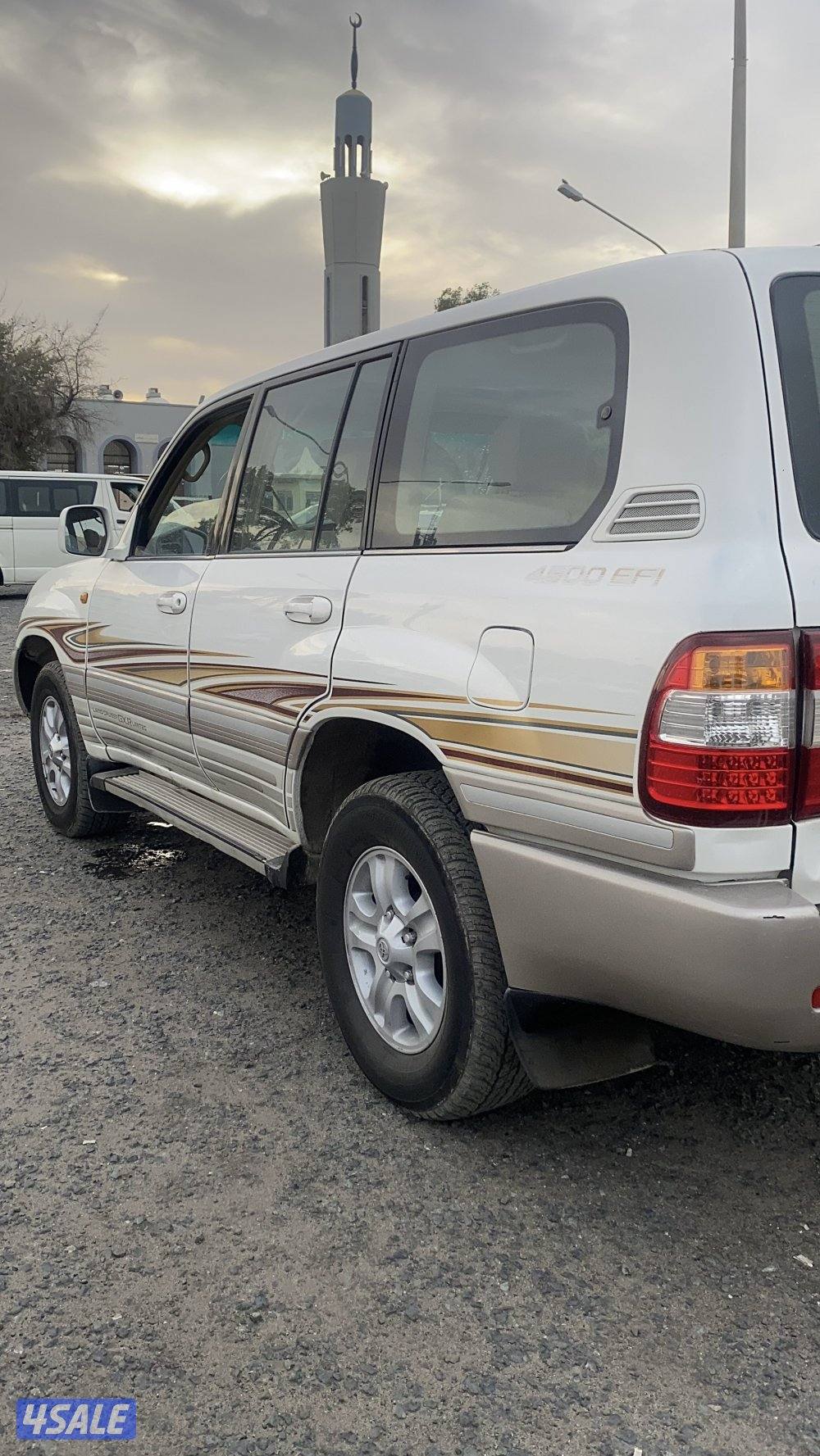 للبيع لاند كروزر الفل0