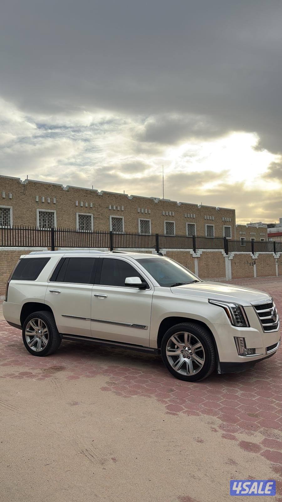 اسكاليد 2015 وارد الوكاله3