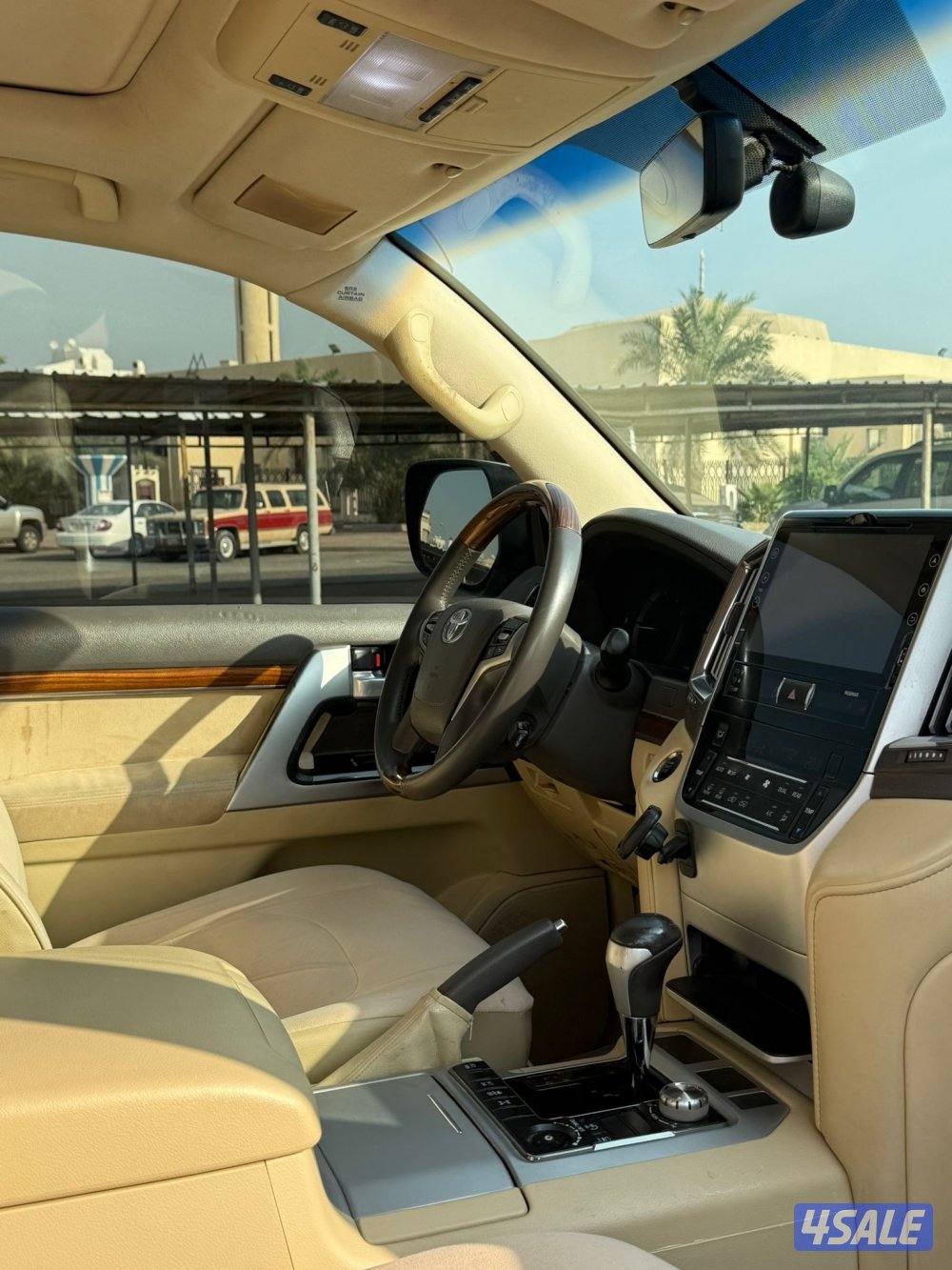 للبيع في اكس ار5