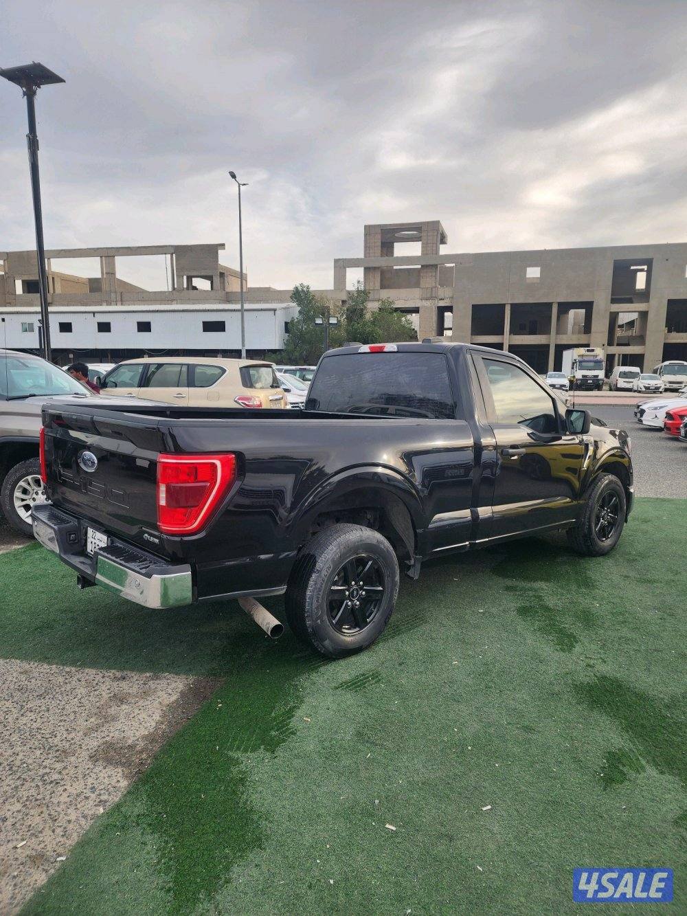 فورد وانيت F1503