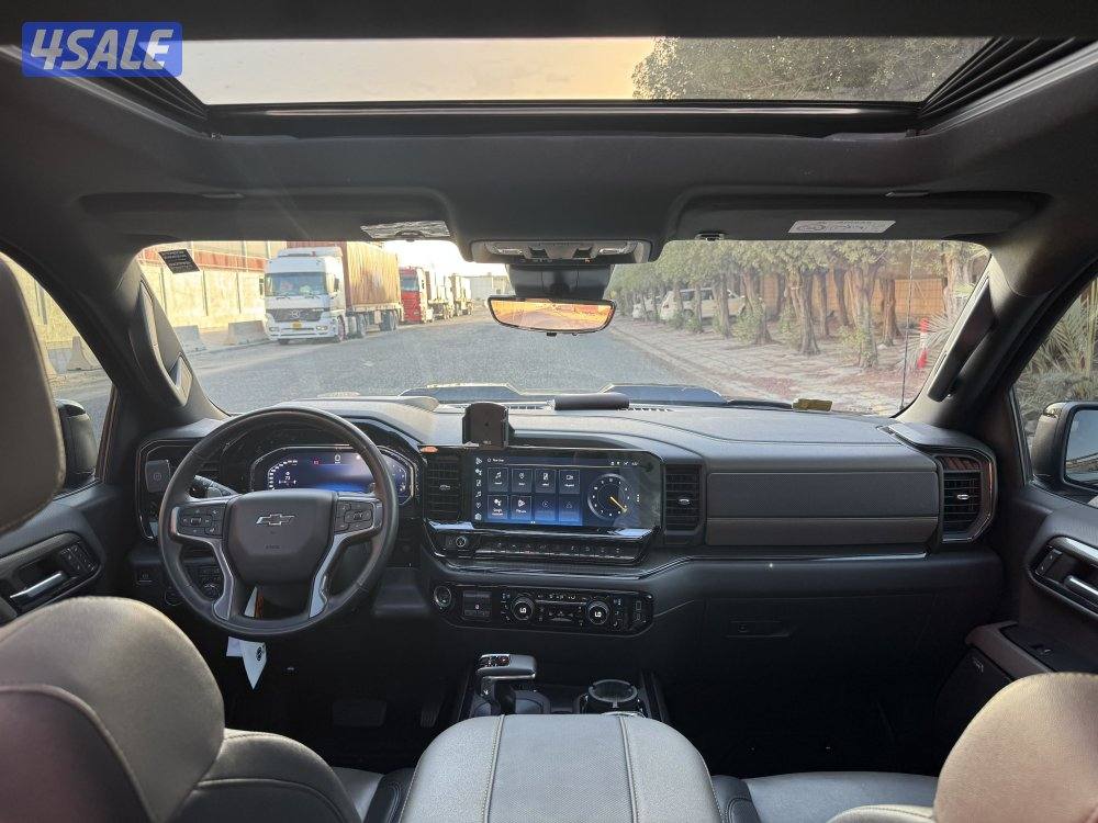 للبيع سلفرادوا zr2 موديل 20236