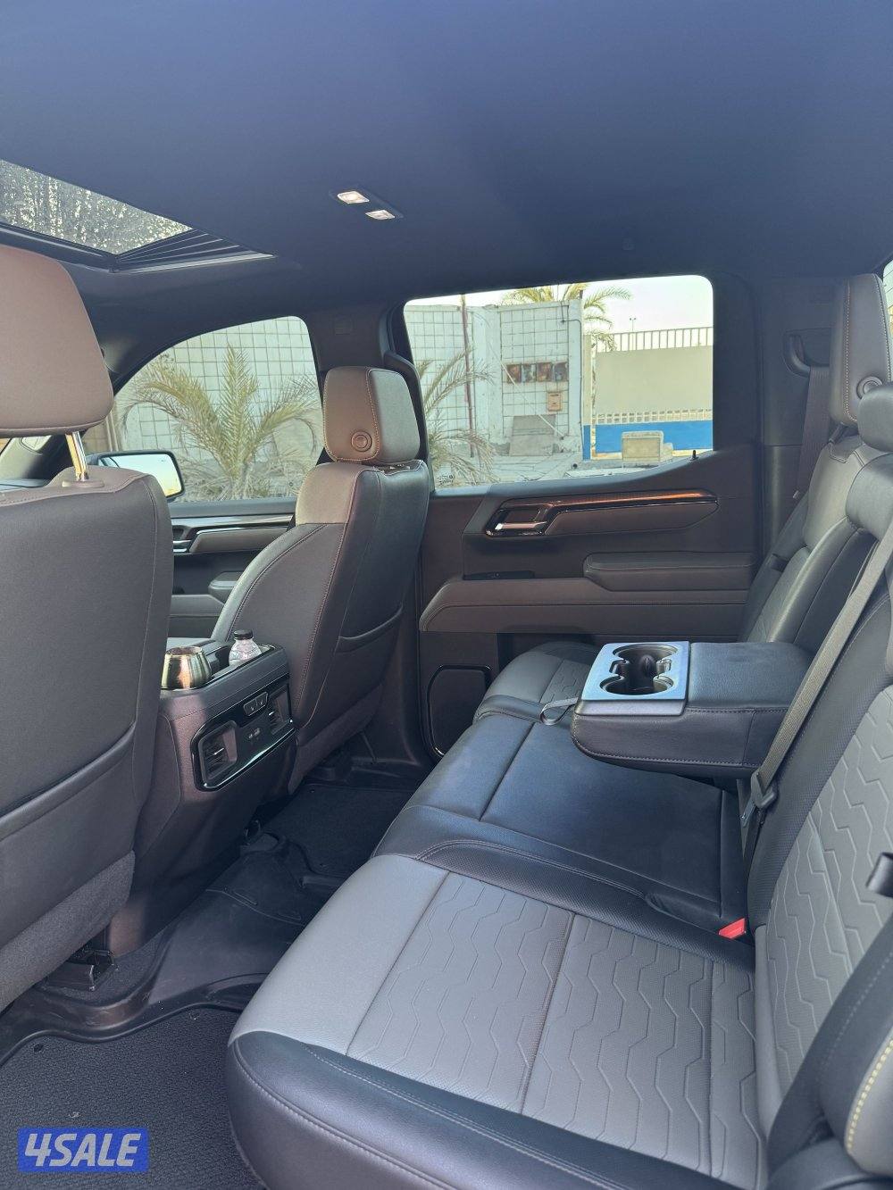 للبيع سلفرادوا zr2 موديل 20237