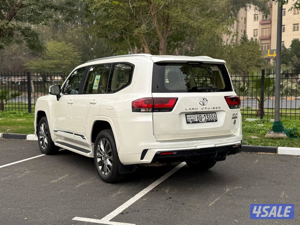 للبيع لاند كروز أيرو S بدون تيربو 2023 صبغ الوكاله9