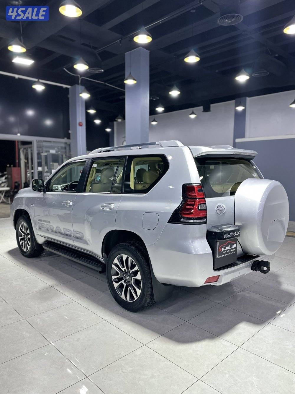 برادو TXL موديل 2022 ماشي 51 الف صبغ الوكاله5