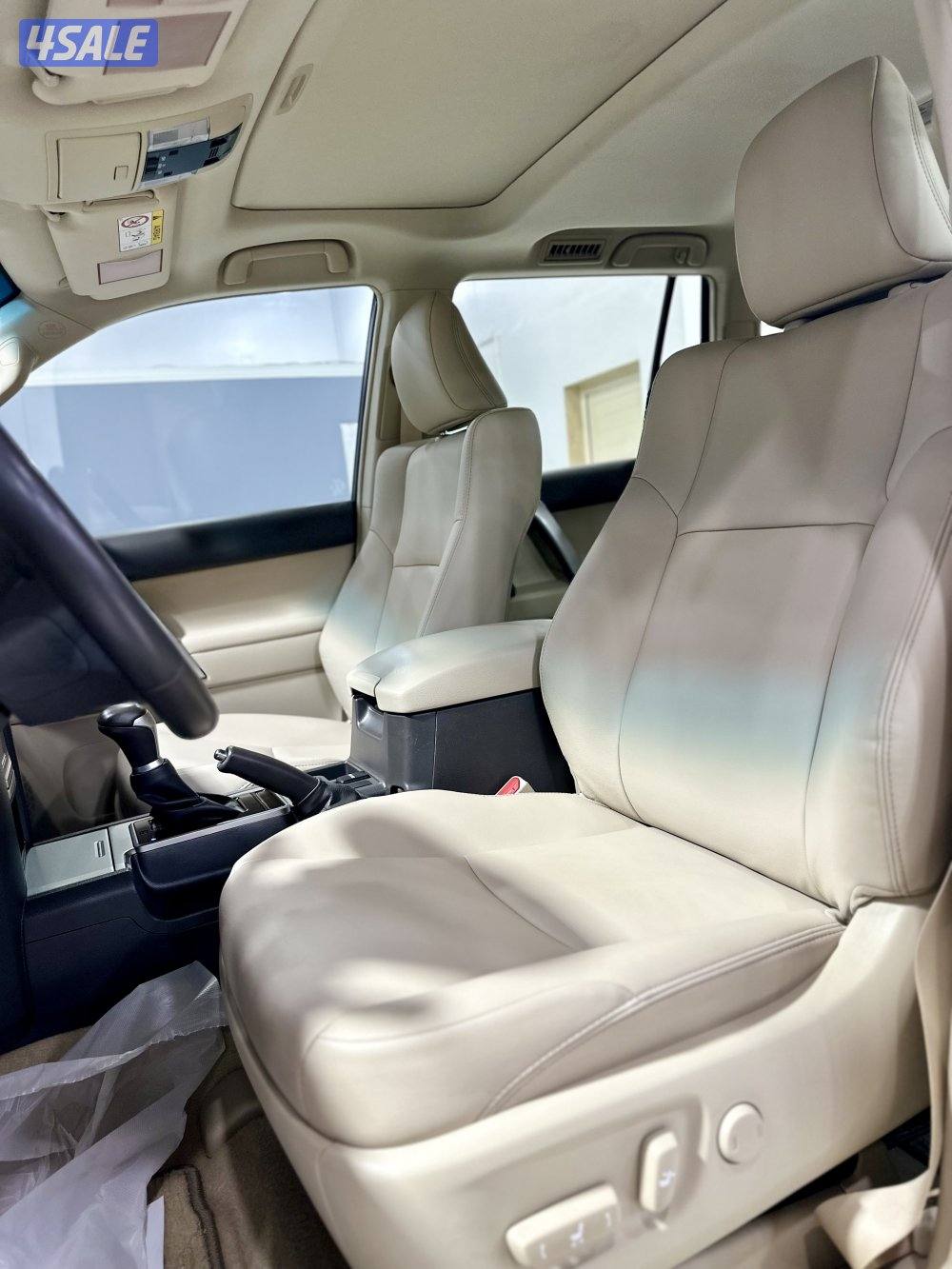 برادو TXL موديل 2022 ماشي 51 الف صبغ الوكاله8