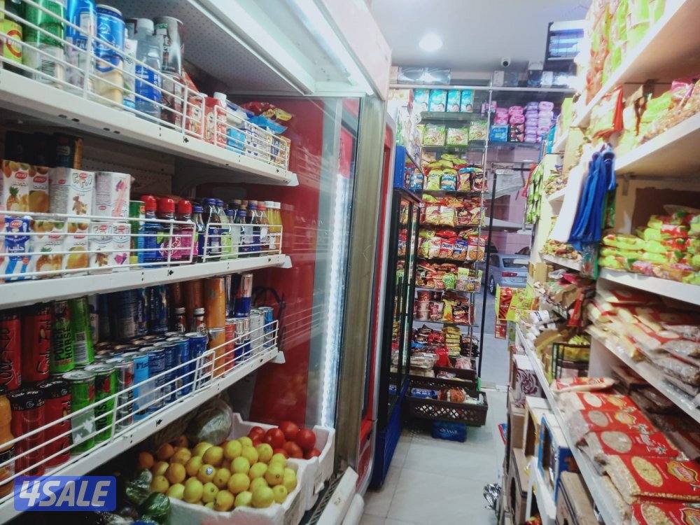 محل بقالة للبيع مدخول ممتاز0