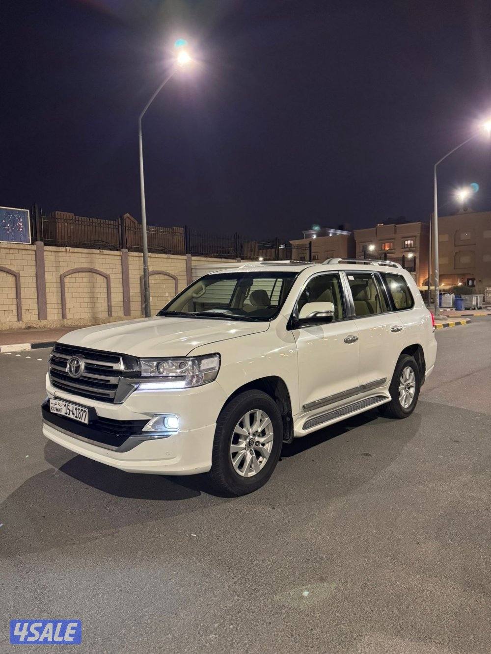 لاندكروز 2017 السعر 59003