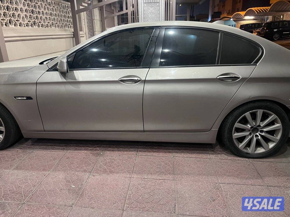 BMW 535I twin turbo 6 سلندر كامل المواصفات داخليه جلد تان1