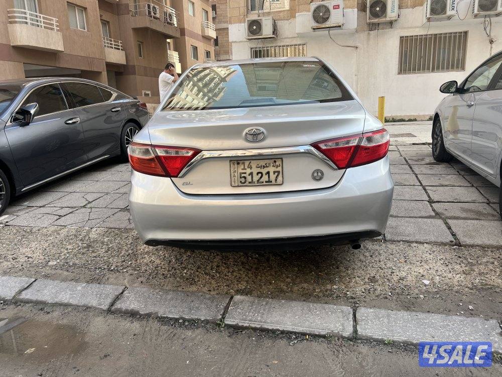 للبيع كامريGLبحاله ممتازه20174