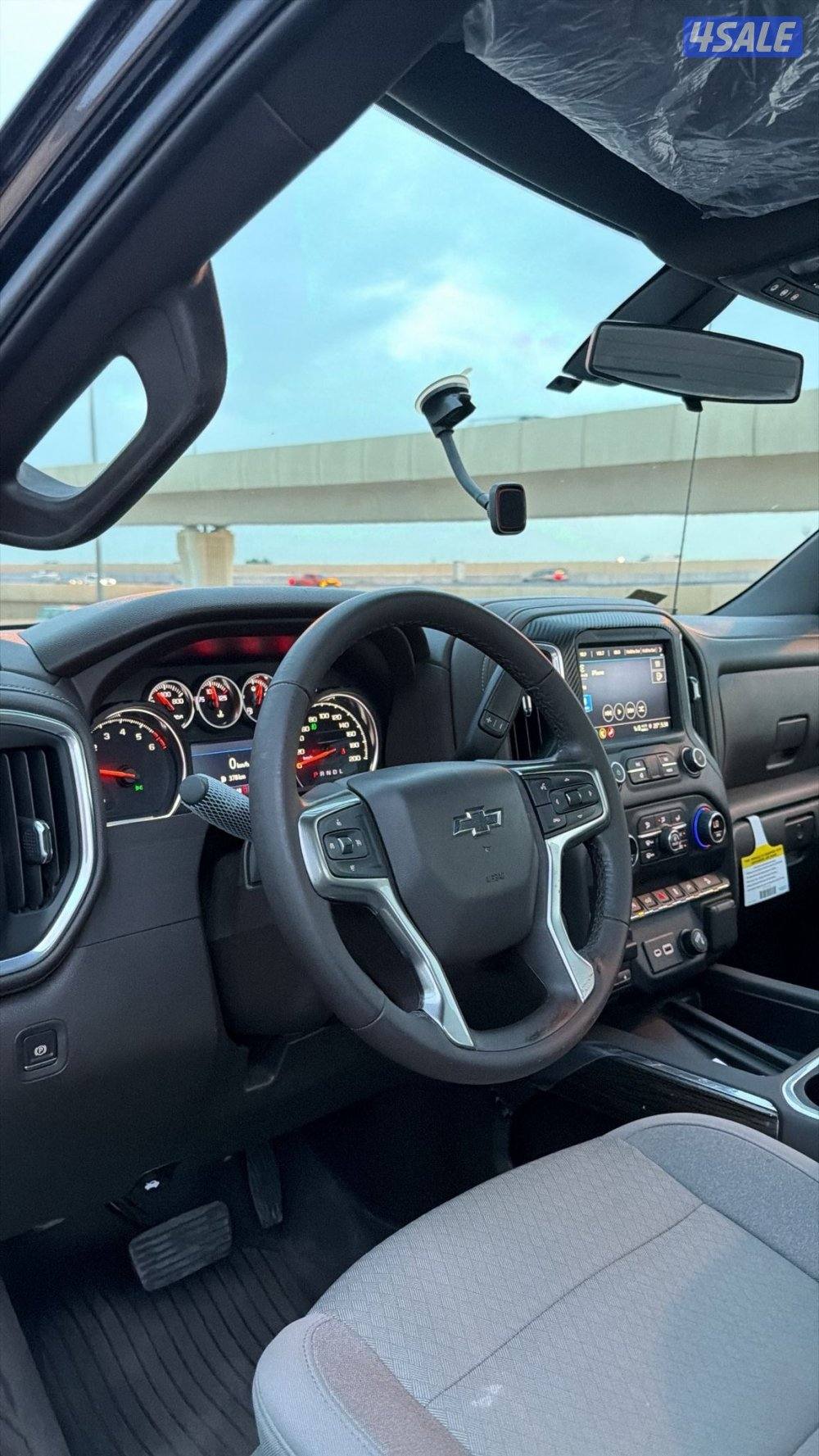 ترل بوس موديل 2022 ماشي 63 الف6