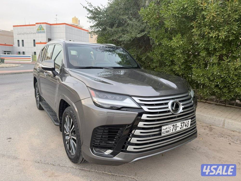 للكزس ٢٠٢٢ وارد الساير2