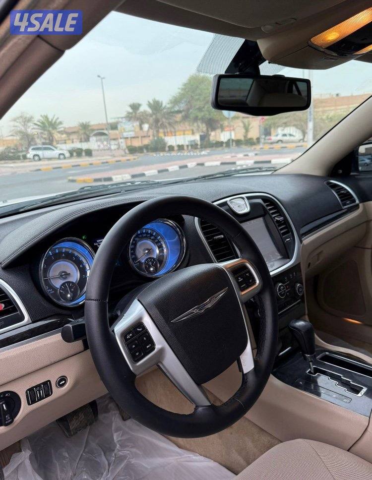 كرايسلر 20138