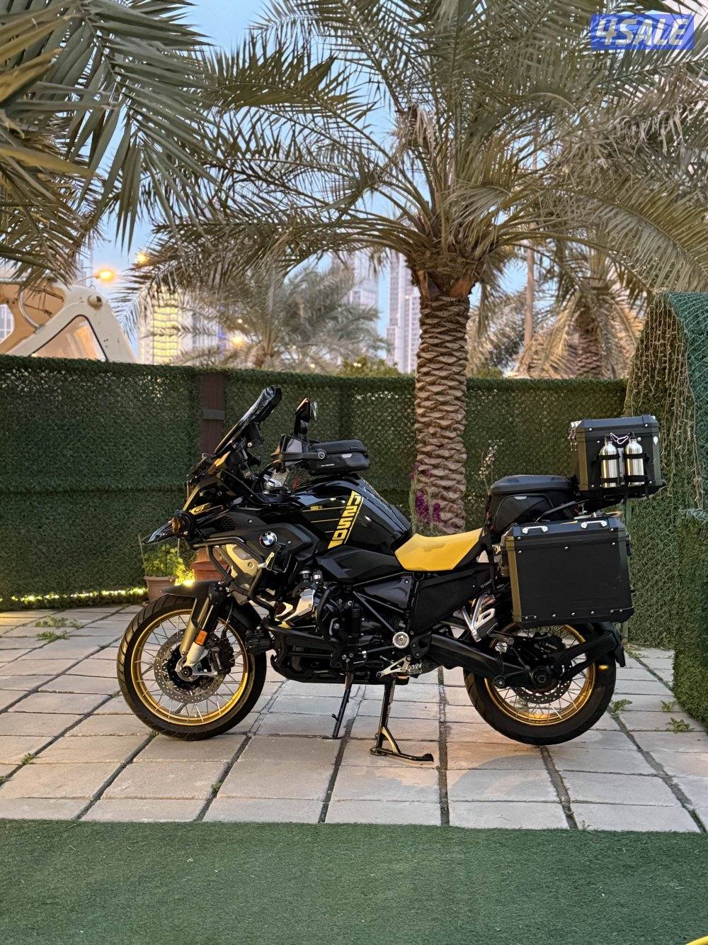 للبيع سيكل بي ام دبليو ١٢٥٠ موديل 2021 فل اوبشن9