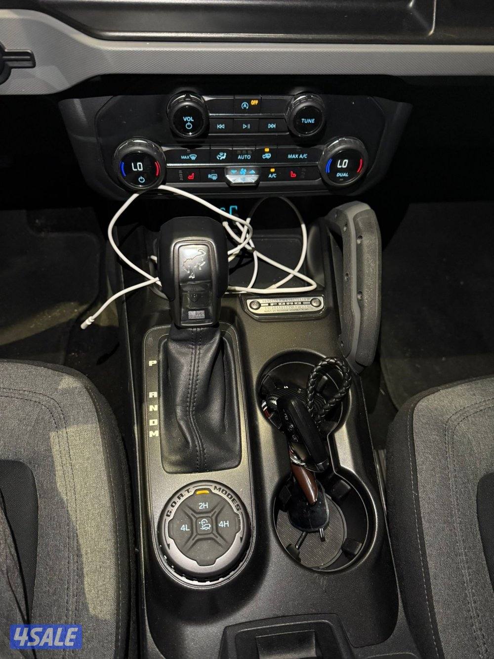 للبيع برونكو او للبدل مع باترول ٢٠٢٠ وطالع2