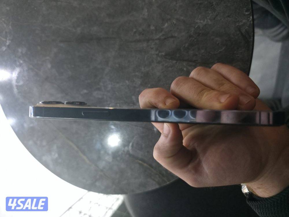 ايفون 13 برو ماكس حاله ممتازه ولا خدش بطاريه 871