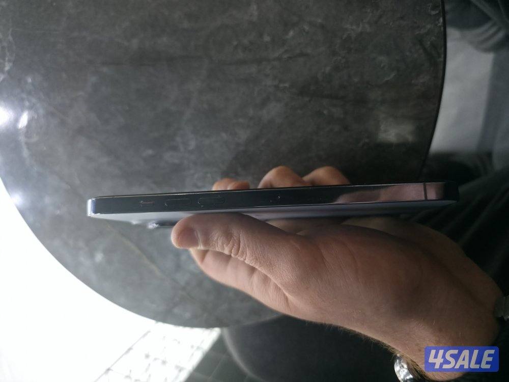 ايفون 13 برو ماكس حاله ممتازه ولا خدش بطاريه 878