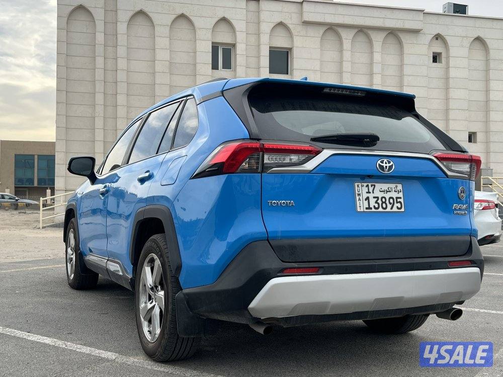 للبيع RAV4 هايبرد3