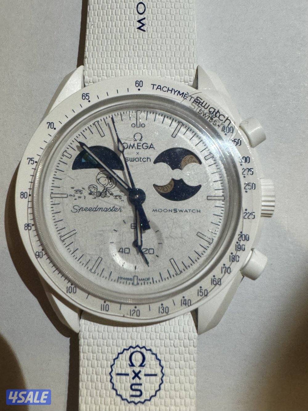 Omega X Swatch MISSION TO EARTHPHASE - MOONSHINE GOLD Cold Moon1