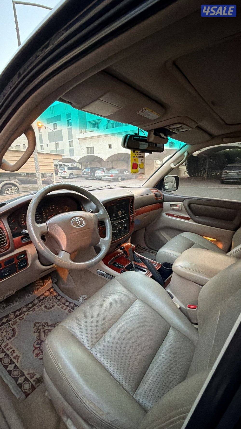 للبيع لاندكروزر vxr 20011