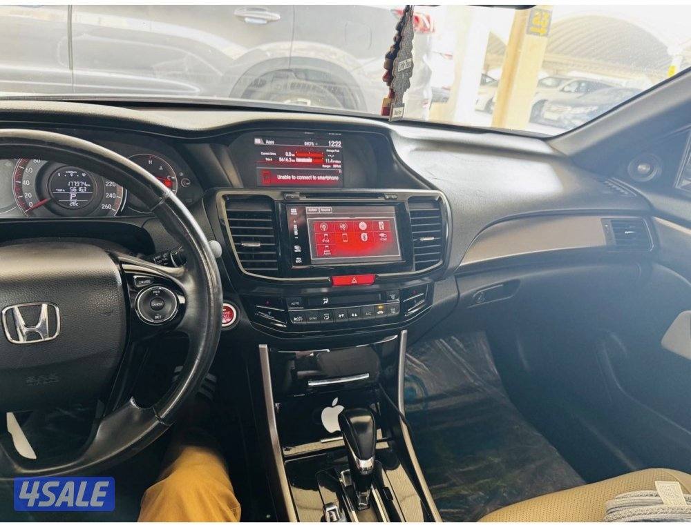 هوندا اكورد كوبيه ٢٠١٧ اعلى فئة4