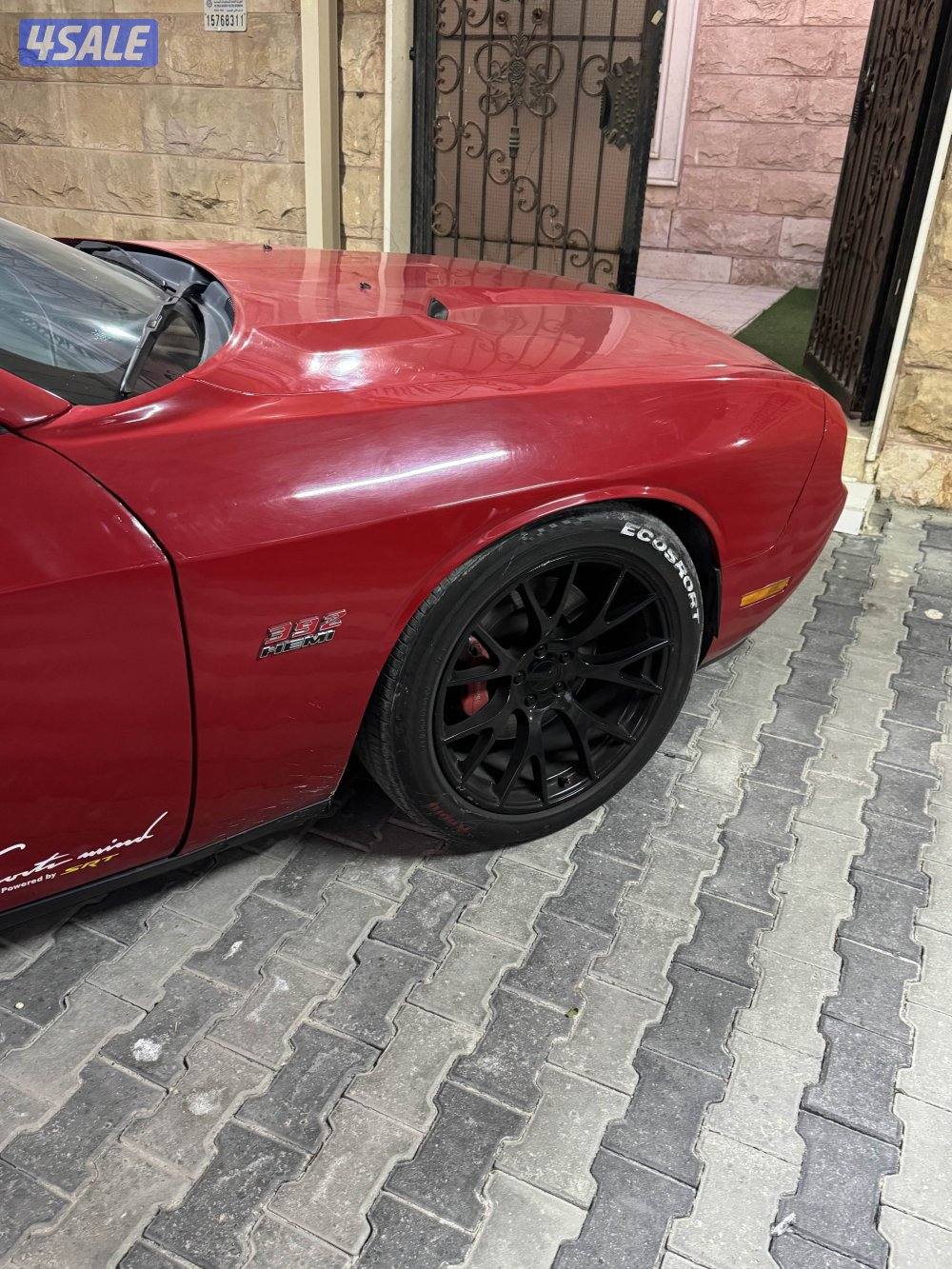 للبيع تشالنجر ٢٠١٢ srt8 اصلي بيع سمح وسريع8