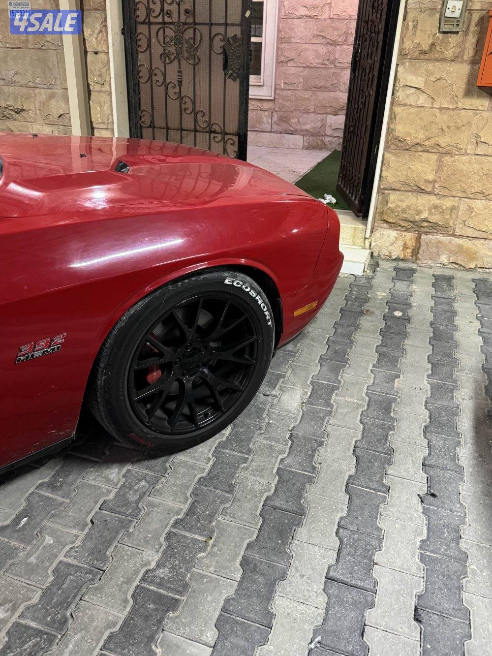 للبيع تشالنجر ٢٠١٢ srt8 اصلي بيع سمح وسريع9