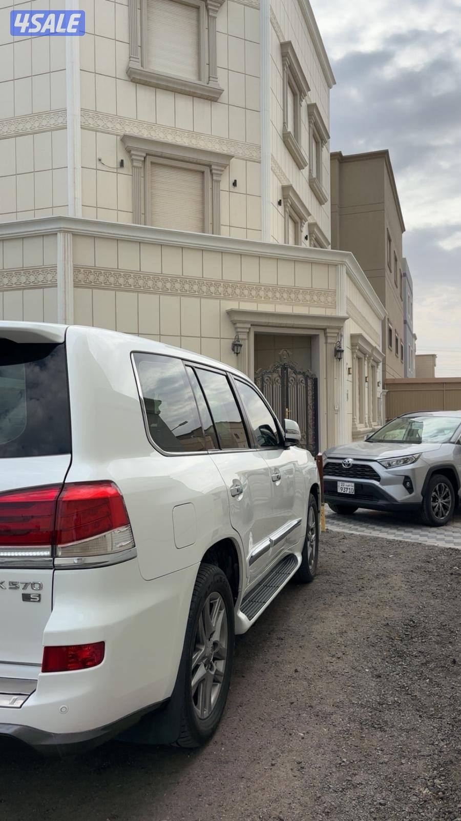 للبيع لكزس3