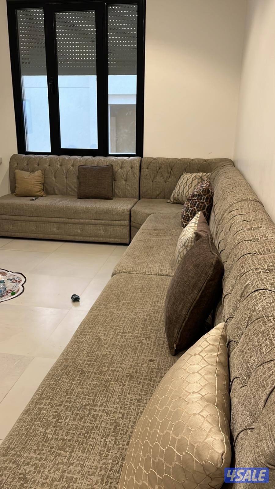 غنفات اربع قطع للبيع  عشرين دينار بس0