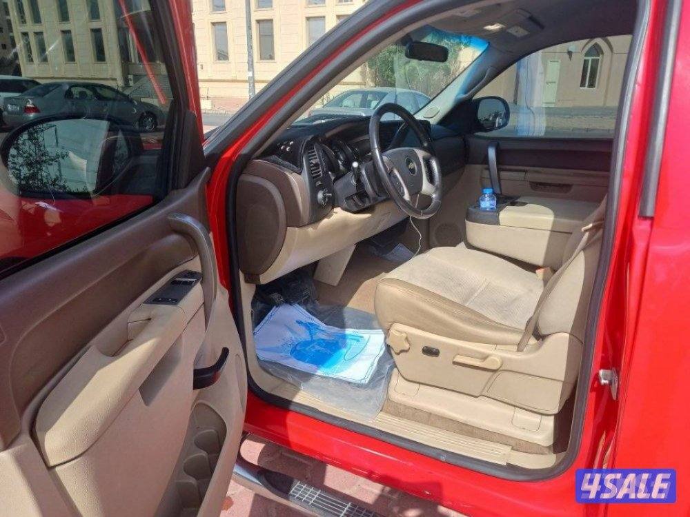 وانيت سلفرادو زد سفنتي ون ٢٠١٢ بحاله جيده شاشه كامره تشغيل عن بعد0