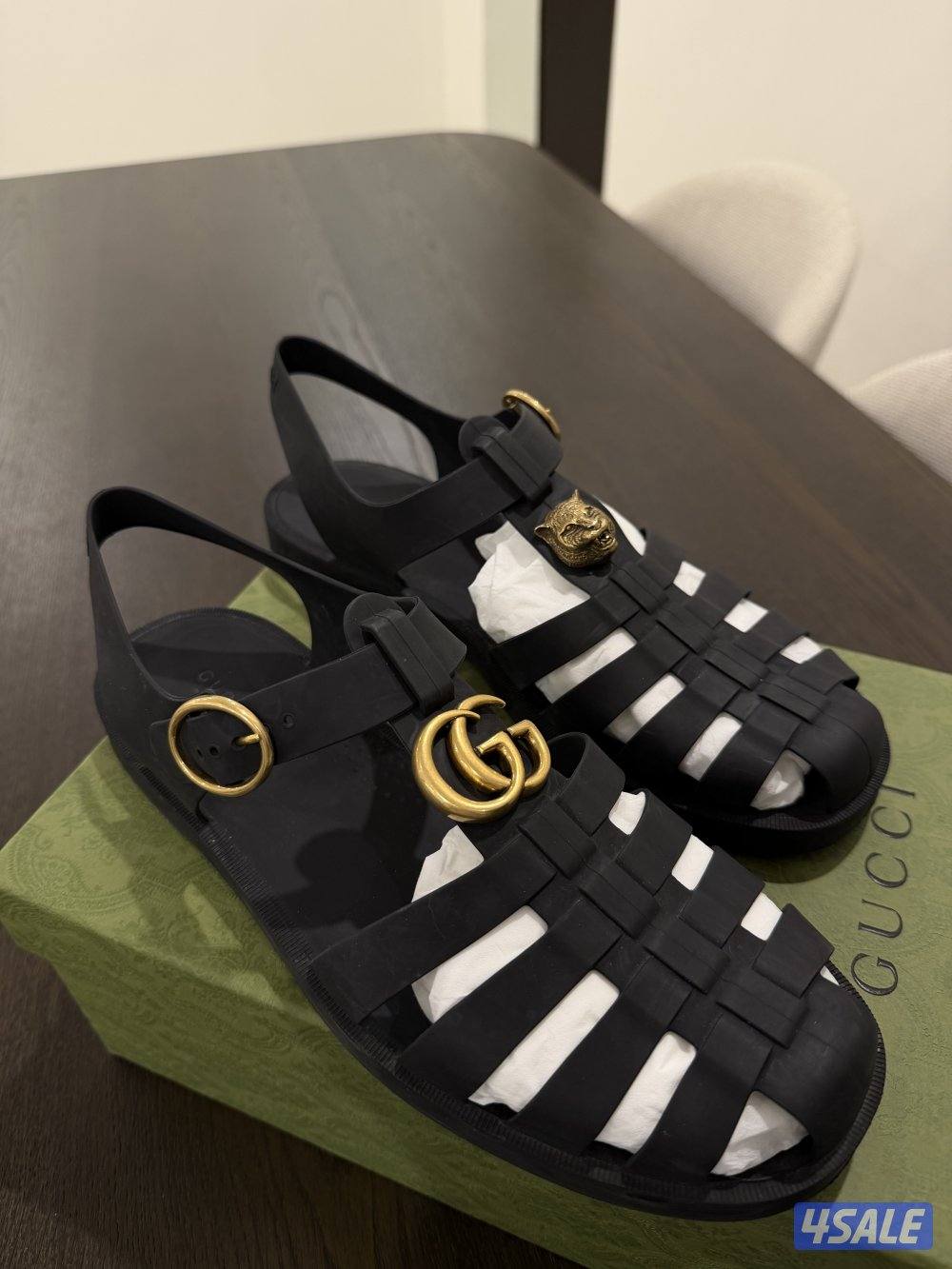 للبيع صندل Gucci3