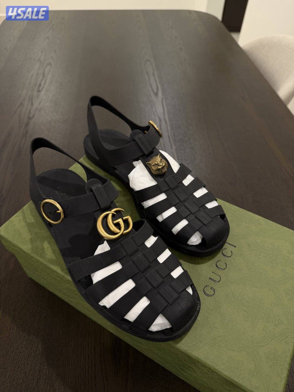 للبيع صندل Gucci4