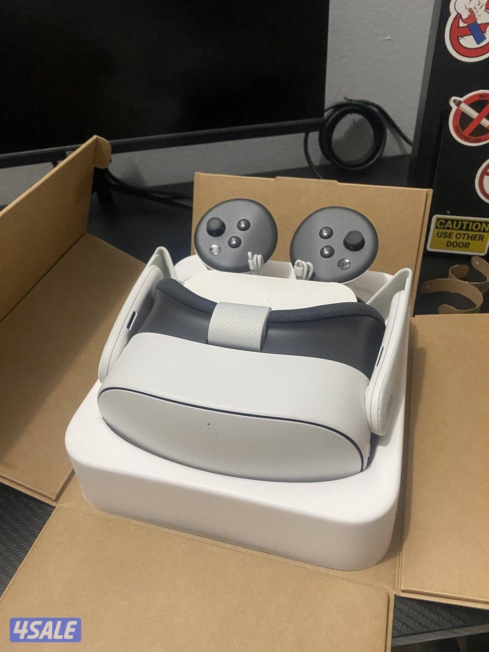 meta quest 3s مع اليدات والكرتون والشحن الاصلي4