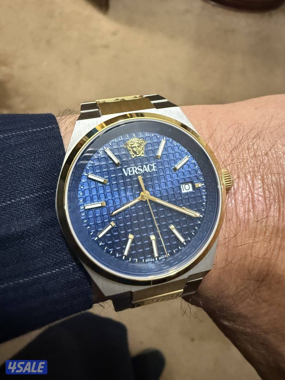 ساعه فرزاتشي اصليه كالجديده تم شرائها بشهر 11/2025 بمبلغ 250 د.ك4