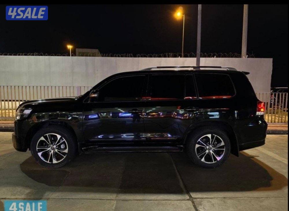 لاند كروزر GXR V8 قراند تورنق 20211