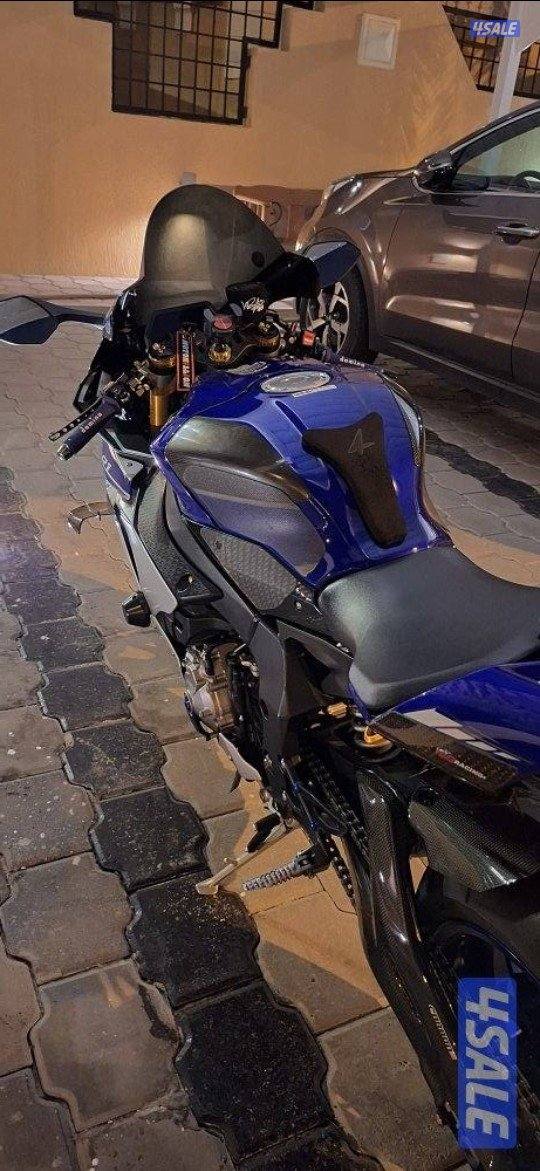 Yamaha R12