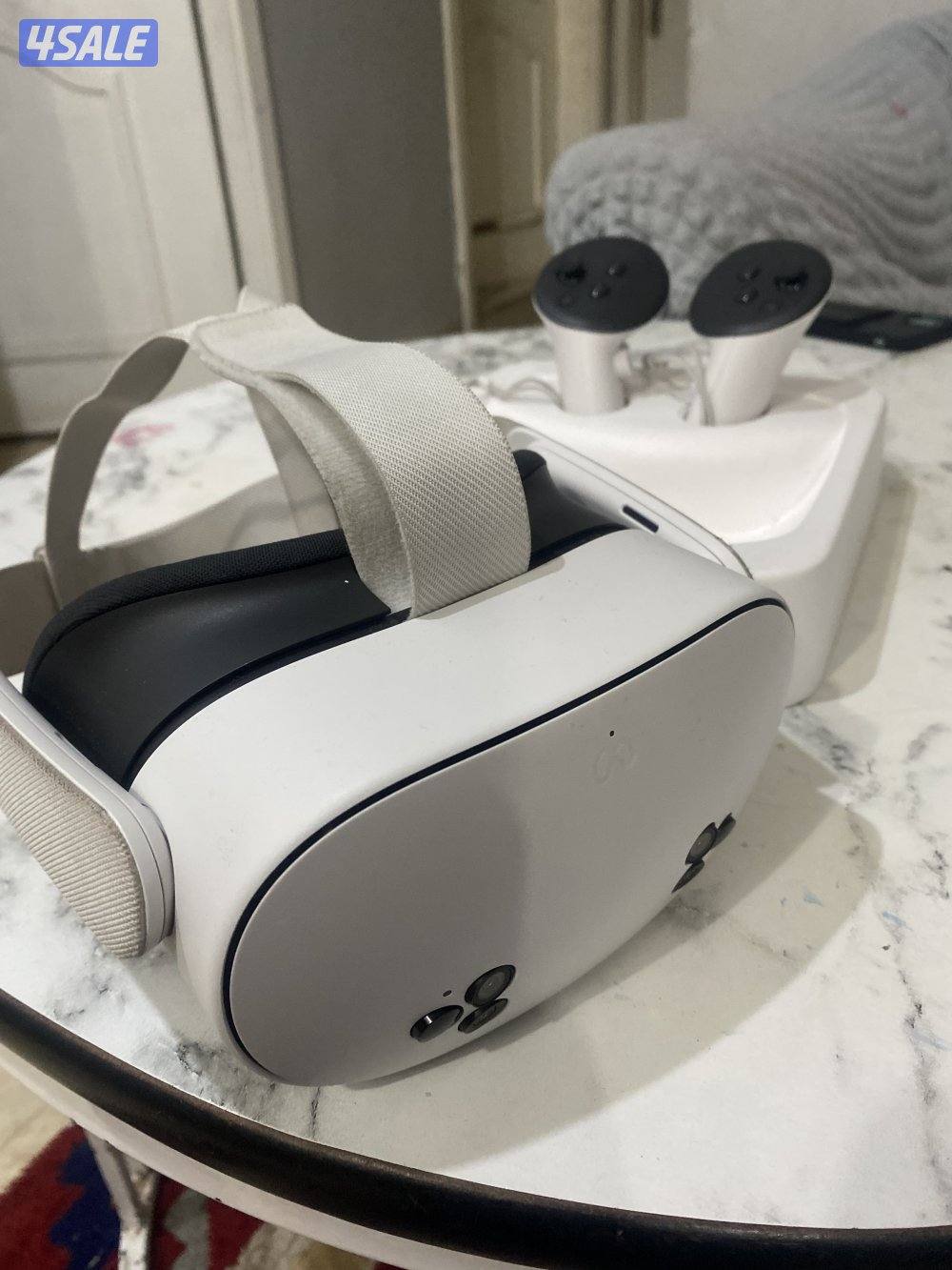 meta quest 3s  استعمال اسبوعين جديد مع كرتونها واليدات والشحن الاصلي2
