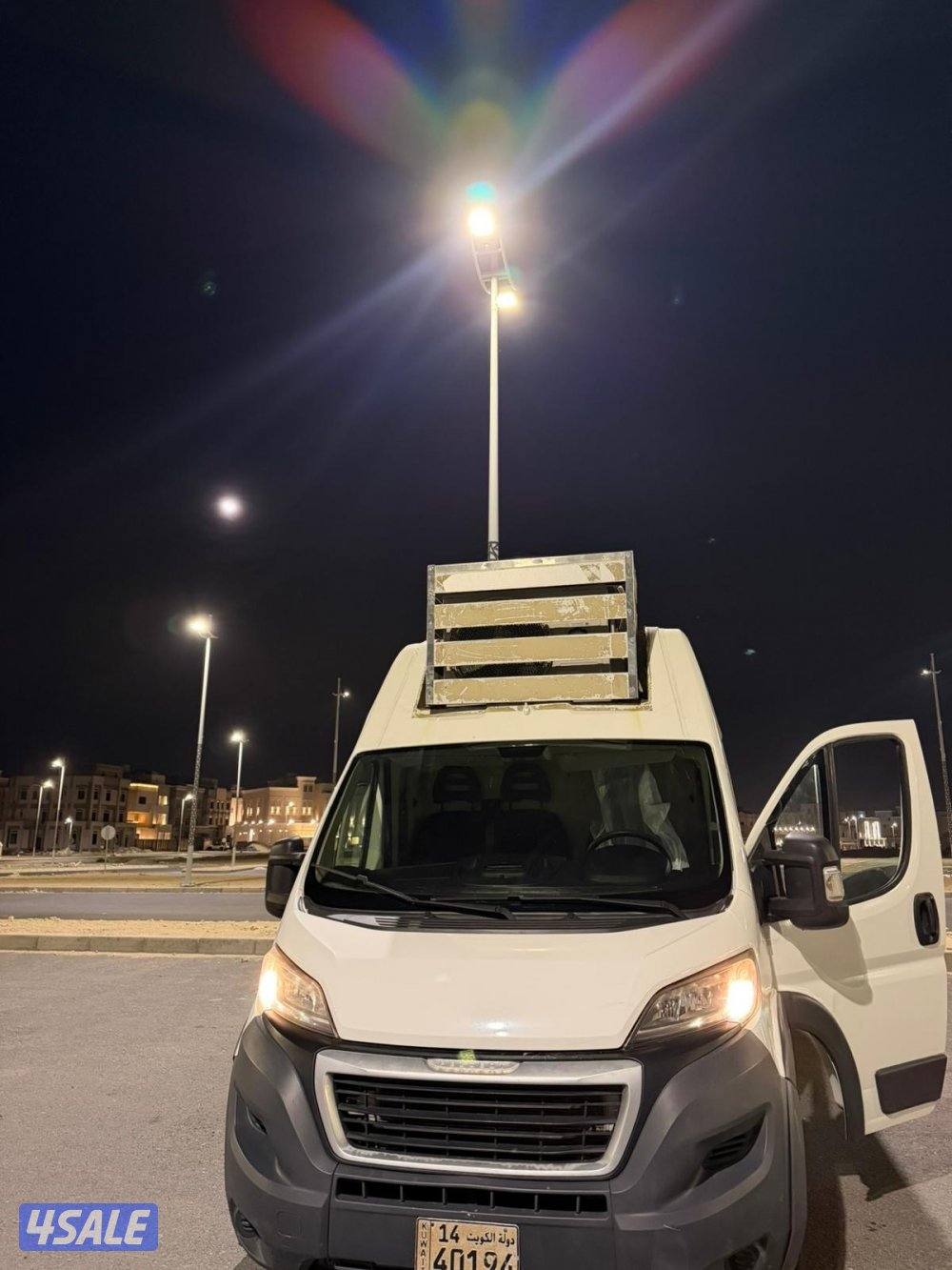 للبيع سياره بيجو3