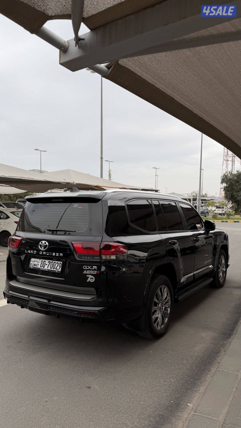 لاند كروز ايرو اس 20242