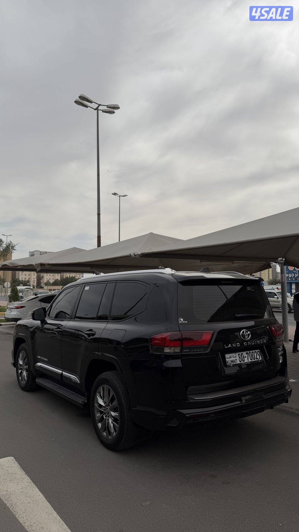 لاند كروز ايرو اس 20244