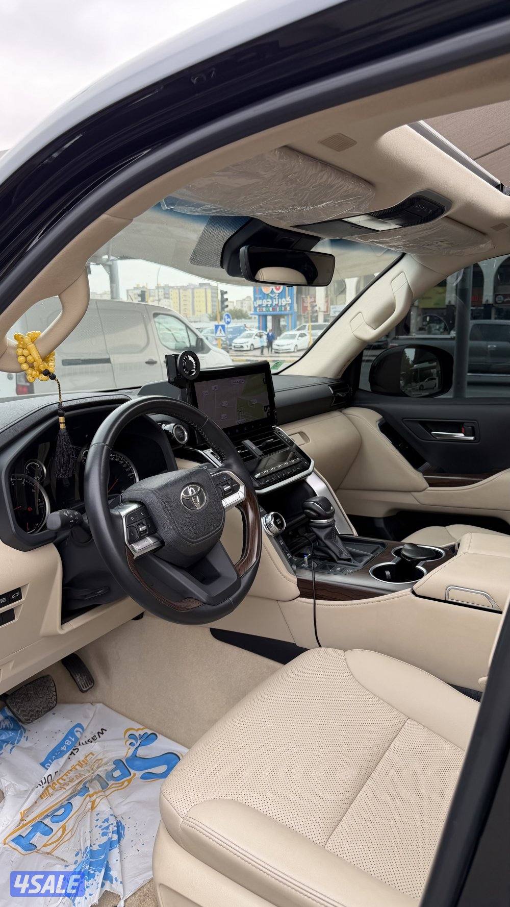 لاند كروز ايرو اس 20243