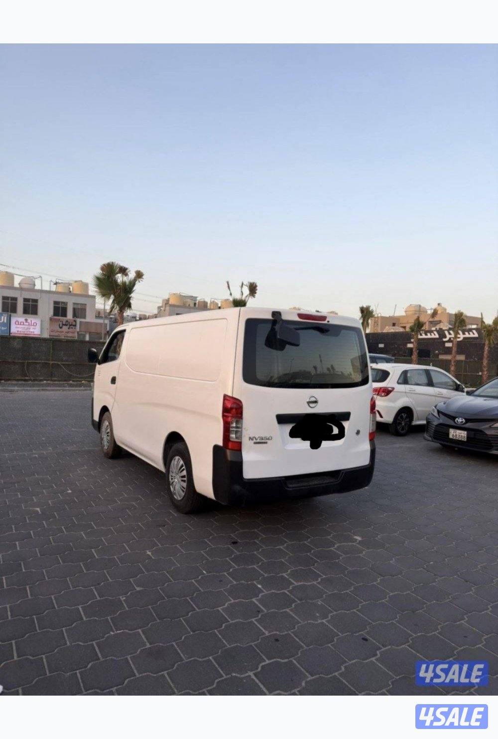 للبيع باص نيسان قير تماتيك 20207