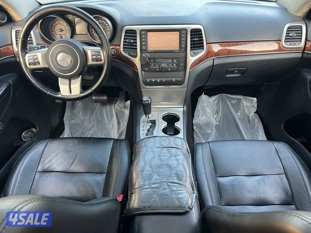 جراند شروكي / 2011 / 217 Km7