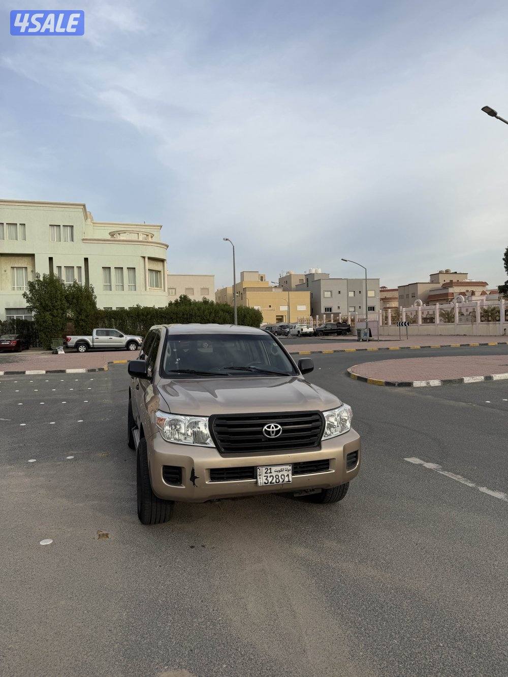 لاند كروزر G اصلي2