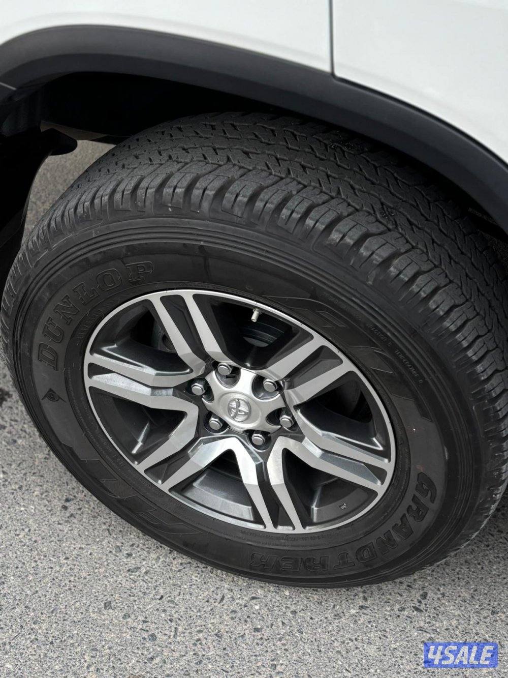 للبيع فورتنر 2023 عداد33الف8