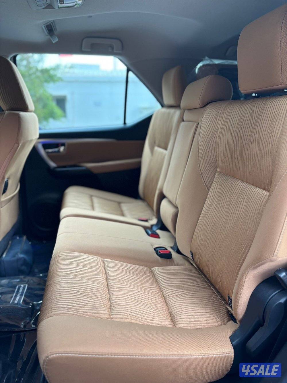 للبيع فورتنر 2023 عداد33الف9