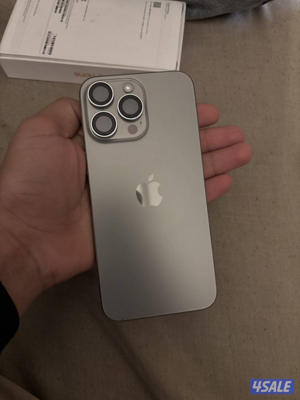 للبيع ايفون ١٥ برو ماكس0