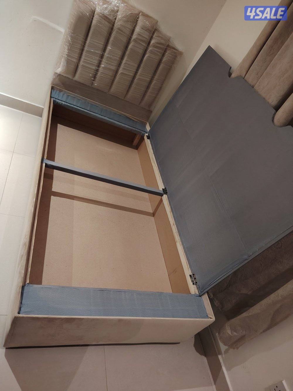 سراير وفرشات طبية بكل المقاسات وأرخص الأسعار وجميع الدزينات والالوان م3