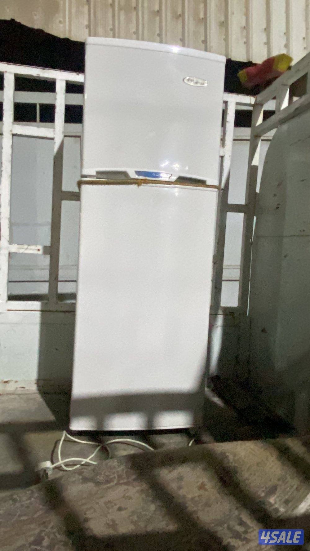 بيع وشراء اثاث مستعمل ومكيفات وسكراب0