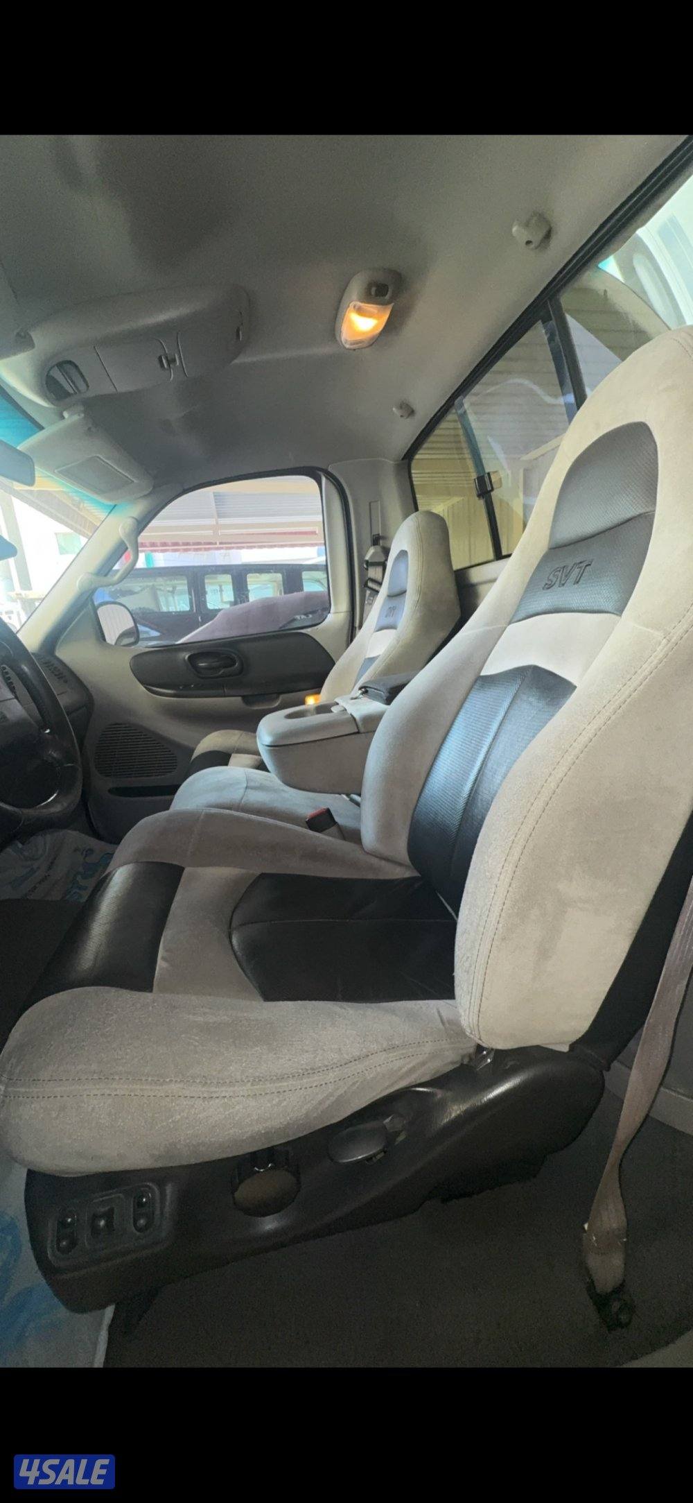 فورد وانيت F150 لايتننغ فورد موديل 20006